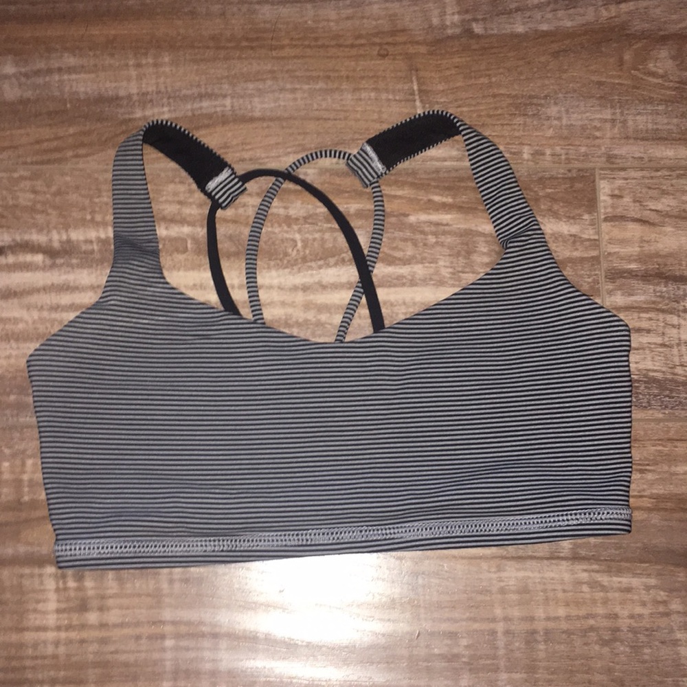 Lululemon sports bra